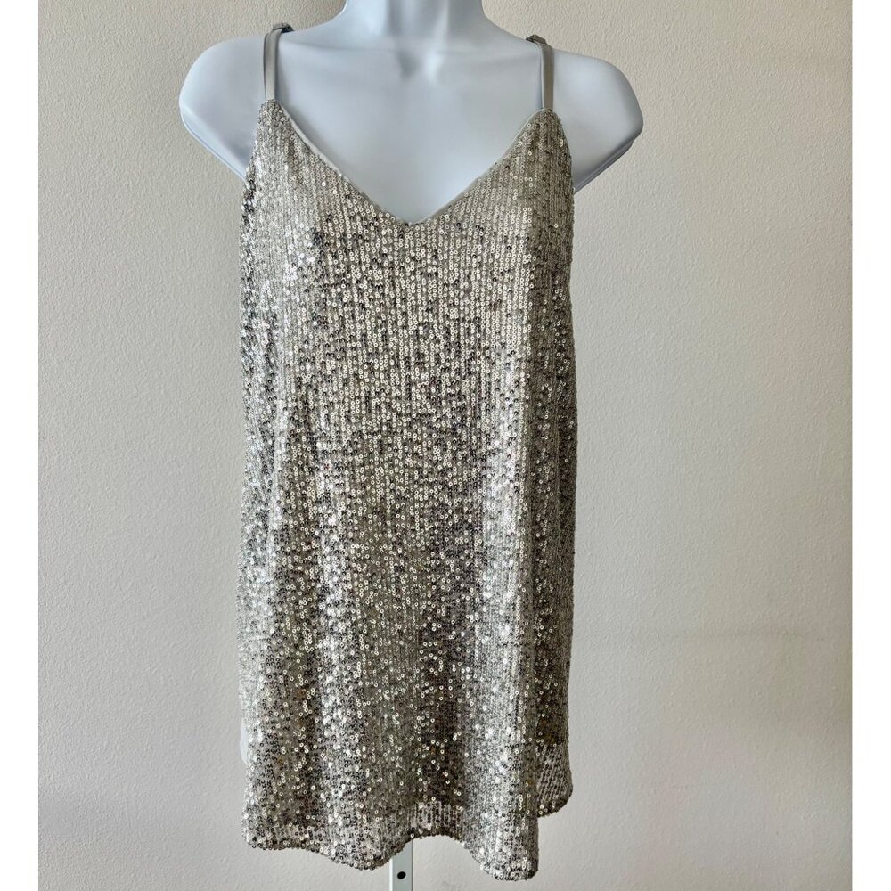 Torrid Tank Top SZ 0 Silver Sequin V-Neck Sparkly Going Out Festival Disco-core - Picture 1 of 10